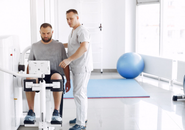 Asistent i Fizioterapisë